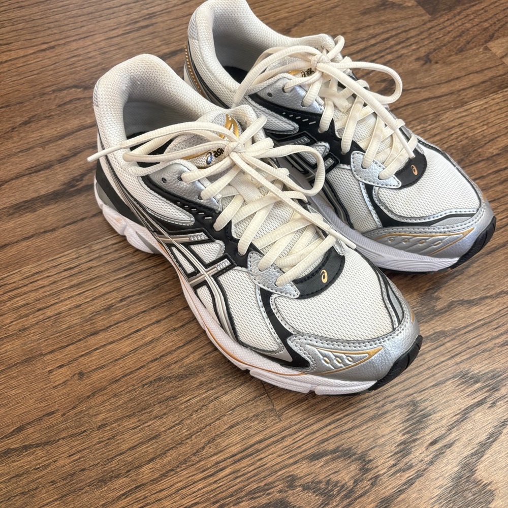 Asics White and Black Athletic Shoes